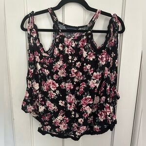 American Eagle Outfitters Cold Shoulder Floral Blouse